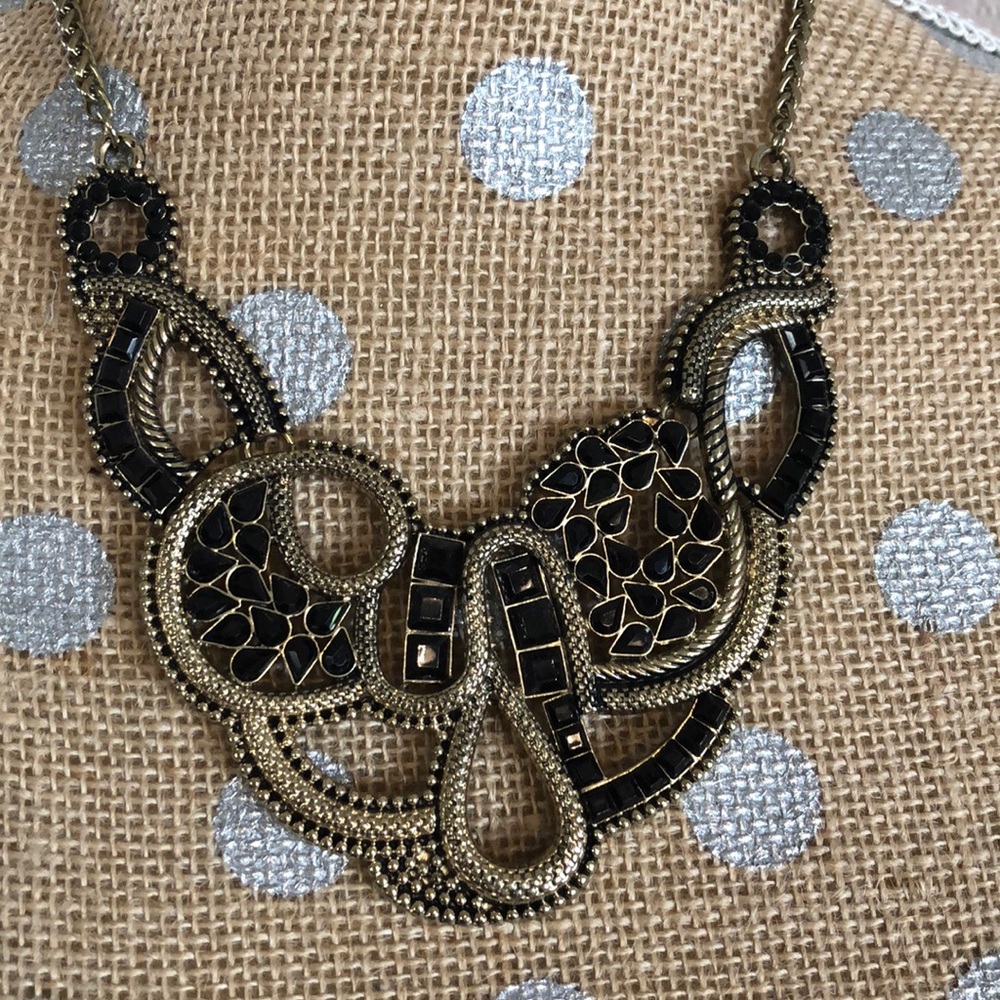 Necklace black/gold choker length